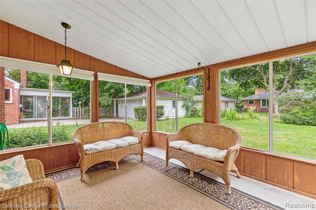 16146 Beverly Road Beverly Hills, MI 48025 - Photo 25 of 31