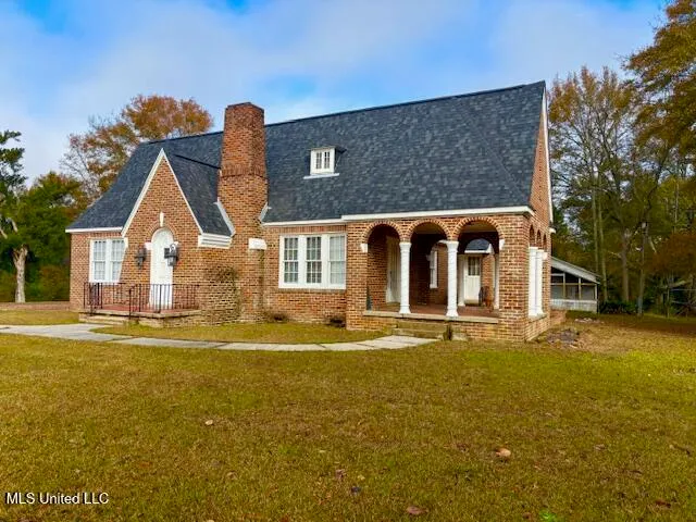 $350,000 | 1523 Magnolia Avenue, Tylertown, MS 39667