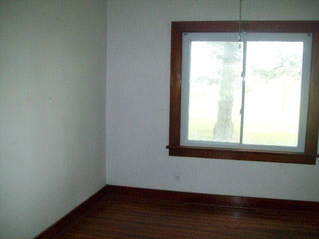 585 Ida Maybee Road Monroe, MI 48161 - Photo 9 of 15 20092128-8.JPG