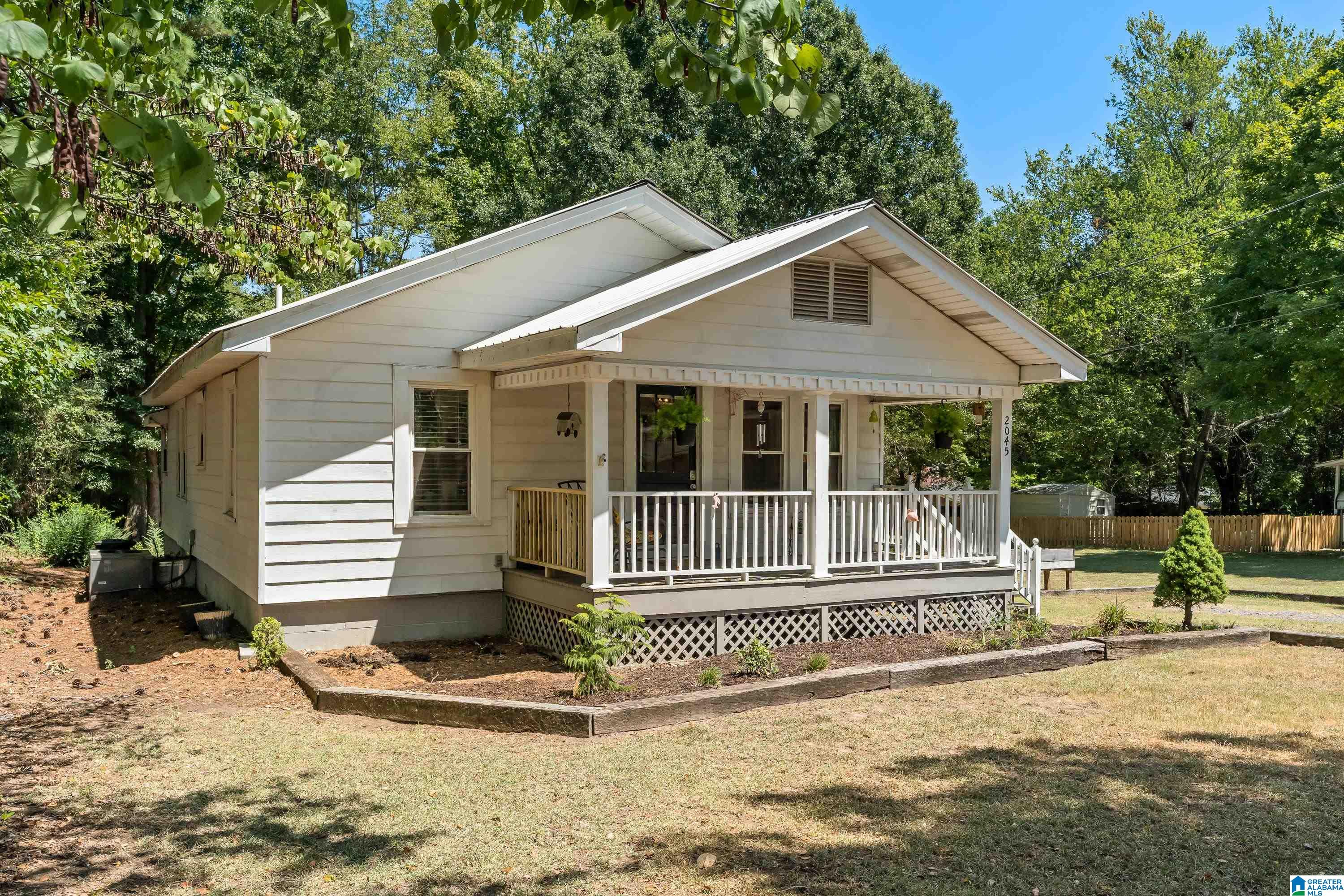 2045 Moncrief Road Gardendale, AL 35071 - Photo 2 of 27