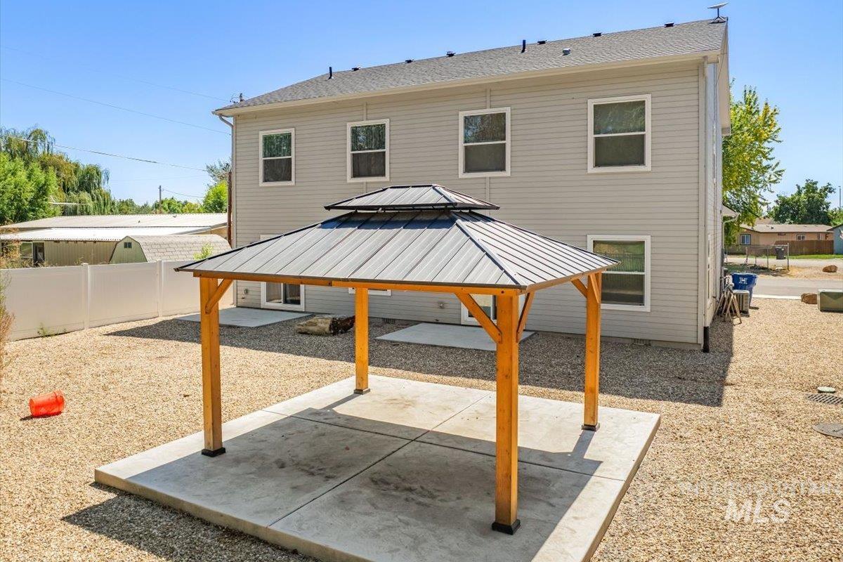 705 East Bates Avenue Parma, ID 83660 - Photo 15 of 15