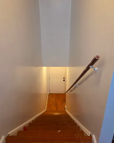 $2,500 | 703 Garfield Avenue, Unit 2, Jersey City, NJ 07305