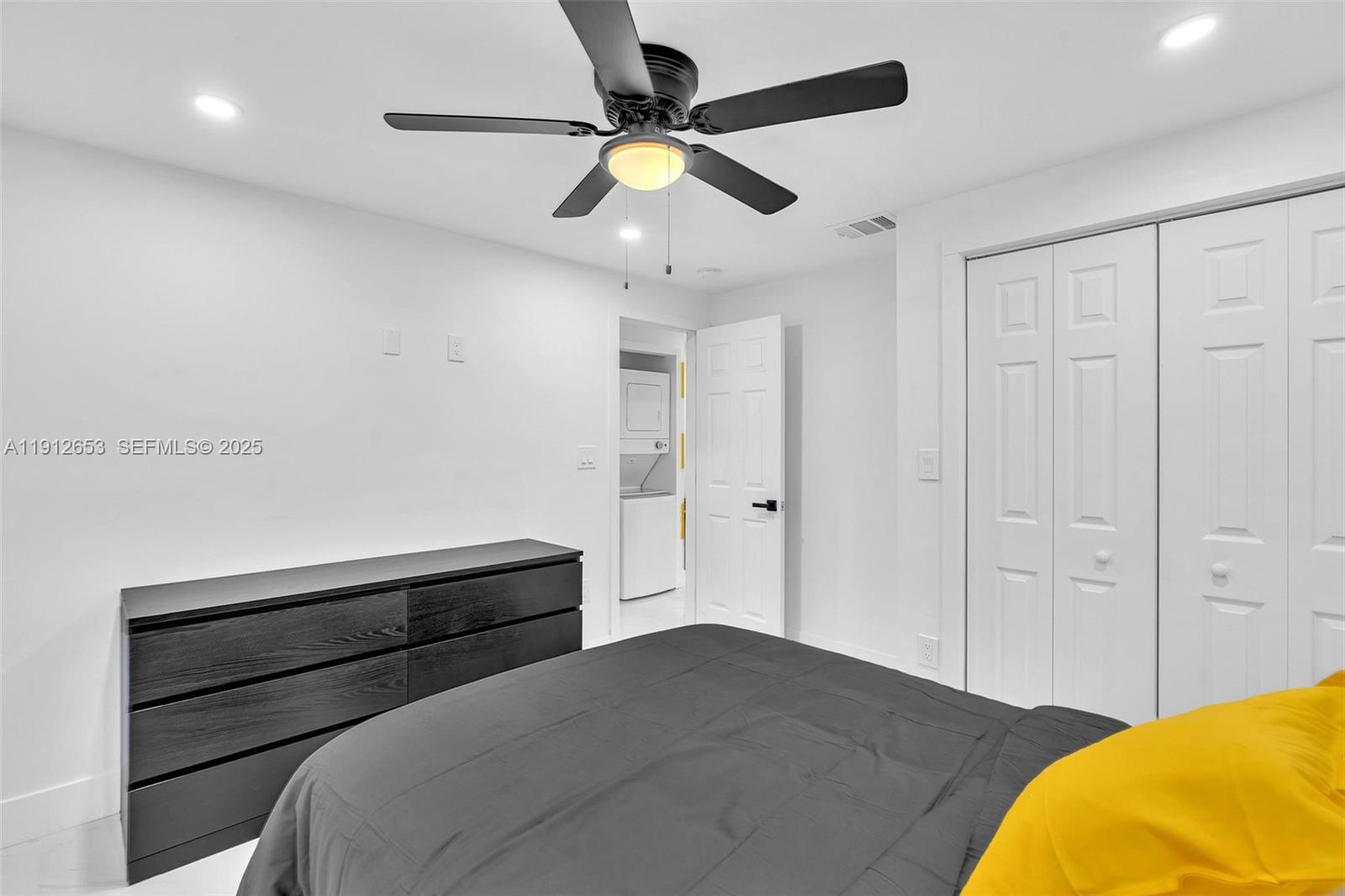 923 Northwest 110th Street, Unit B Miami, FL 33168 - Photo 13 of 18