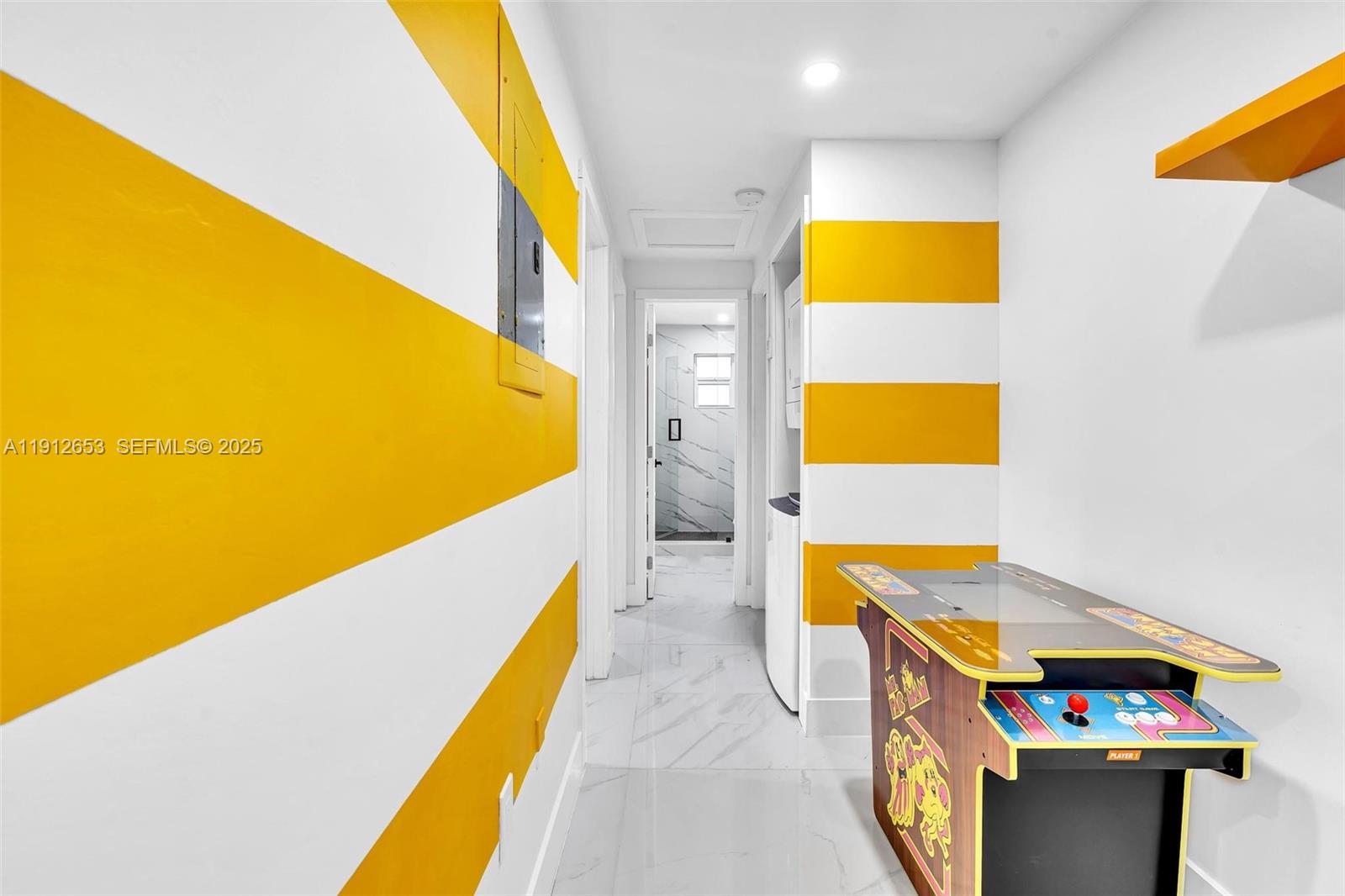 923 Northwest 110th Street, Unit B Miami, FL 33168 - Photo 9 of 18