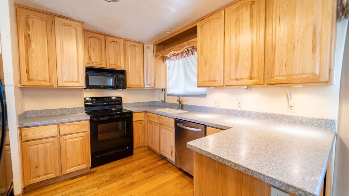 2753 Shadow Ridge Drive Elko, NV 89801 - Photo 9 of 25 Gallery Image 9