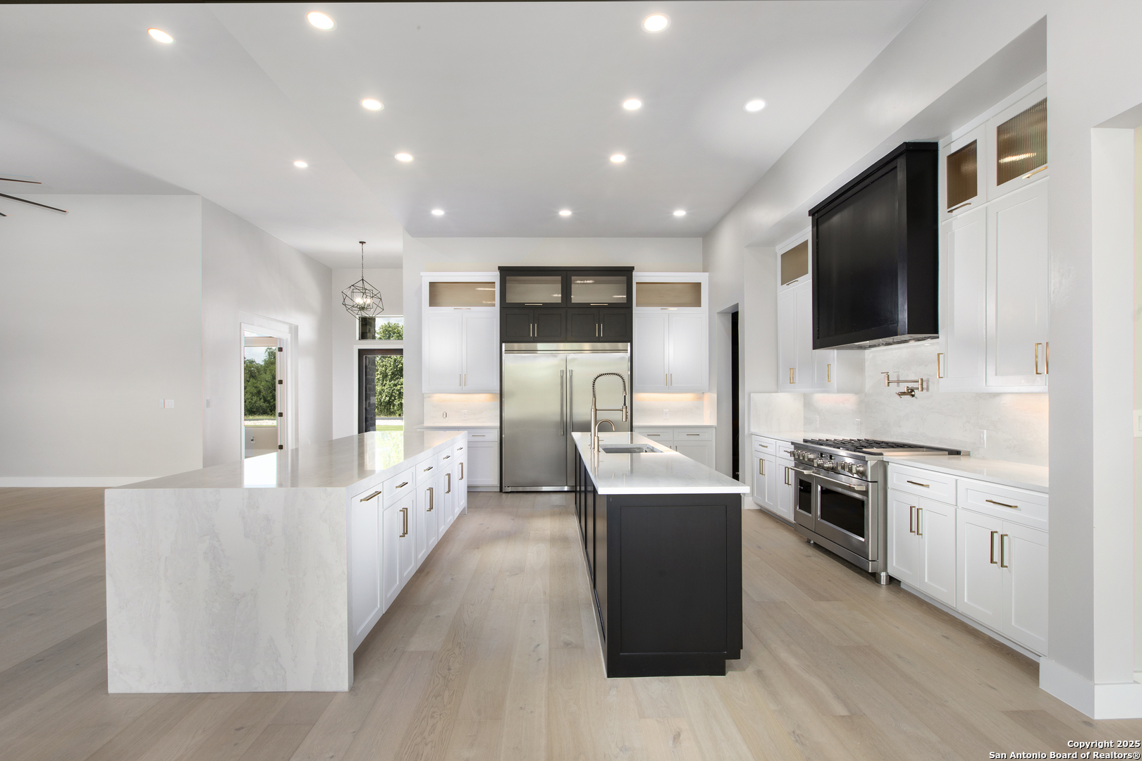 118 Obscure Way Spring Branch, TX 78070 - Photo 10 of 35