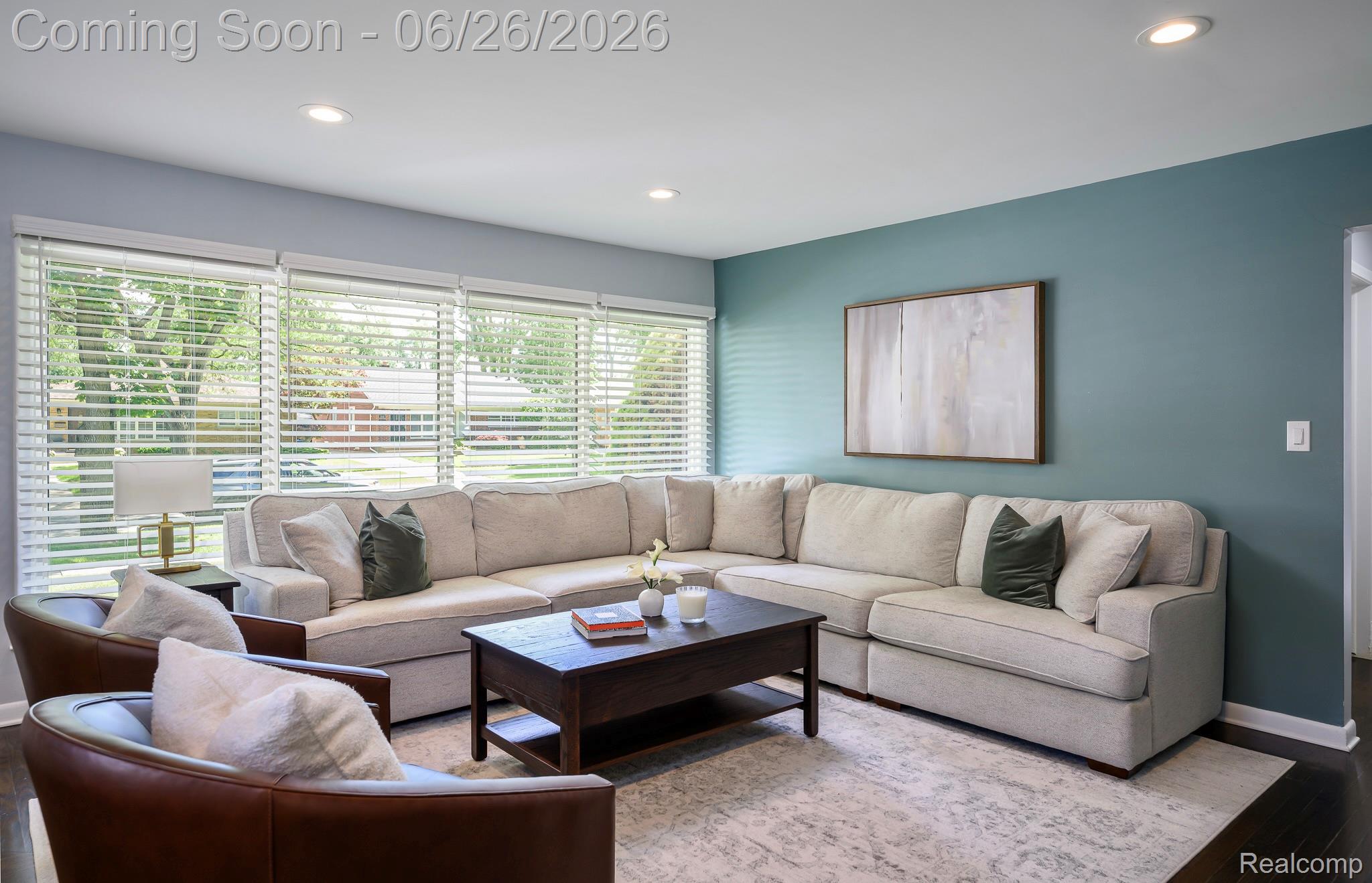 2151 Derby Road Troy, MI 48084 - Photo 3 of 14 Living Room View 2