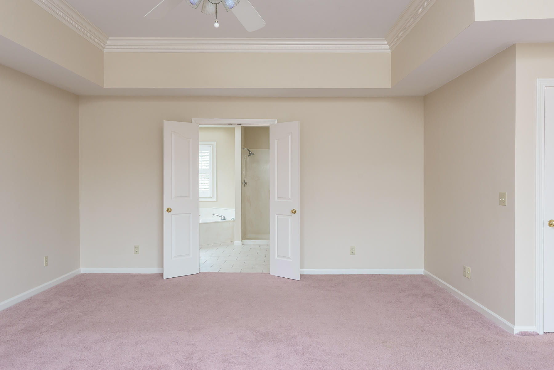 55 Cool Spring Road Signal Mountain, TN 37377 - Photo 15 of 29 Master Bedroom