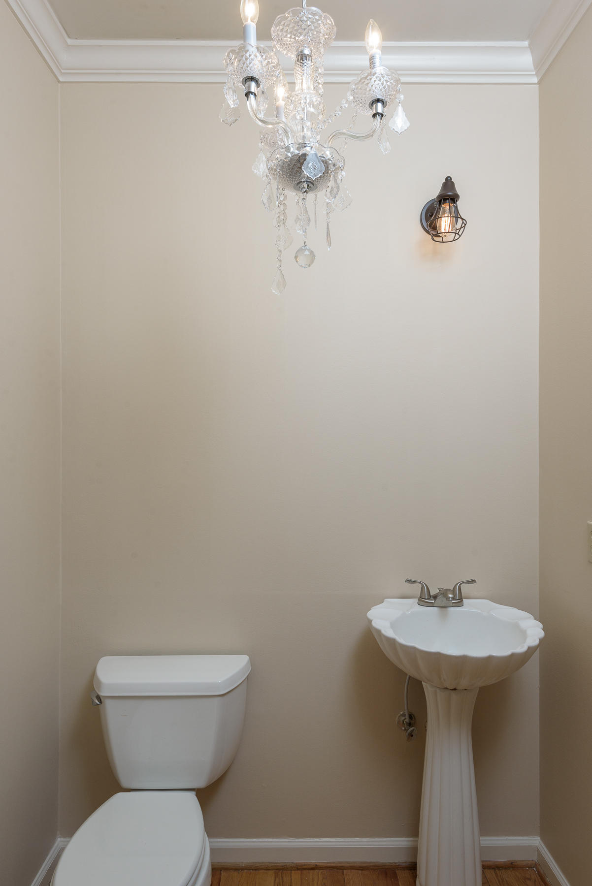 55 Cool Spring Road Signal Mountain, TN 37377 - Photo 25 of 29 Half Bathroom