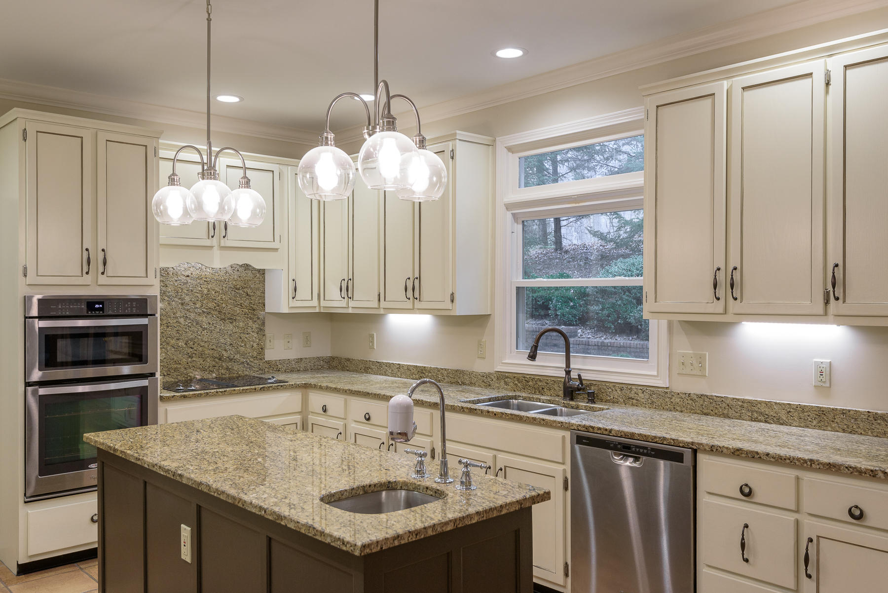 55 Cool Spring Road Signal Mountain, TN 37377 - Photo 8 of 29 Kitchen
