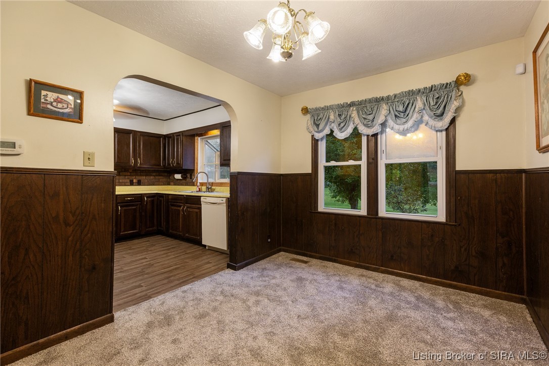6995 Pekin Road Greenville, IN 47124 - Photo 6 of 39 Gallery Image 6