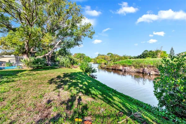 $2,600 | 124 Crystal Beach Avenue, Crystal Beach, FL 34683