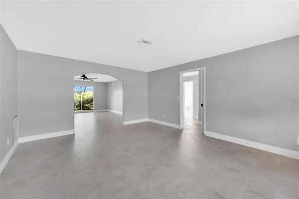 $2,600 | 124 Crystal Beach Avenue, Crystal Beach, FL 34683