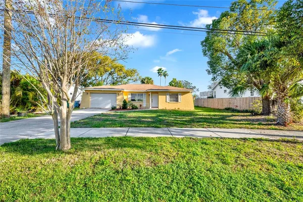 $2,600 | 124 Crystal Beach Avenue, Crystal Beach, FL 34683