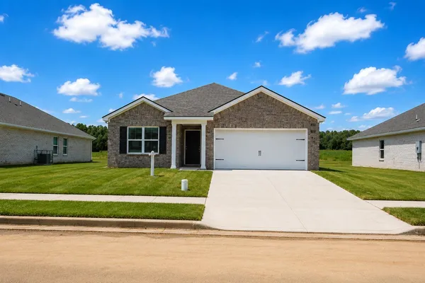 $308,990 | 4523 Basun Circle South, Unit 9, Millington, TN 38053