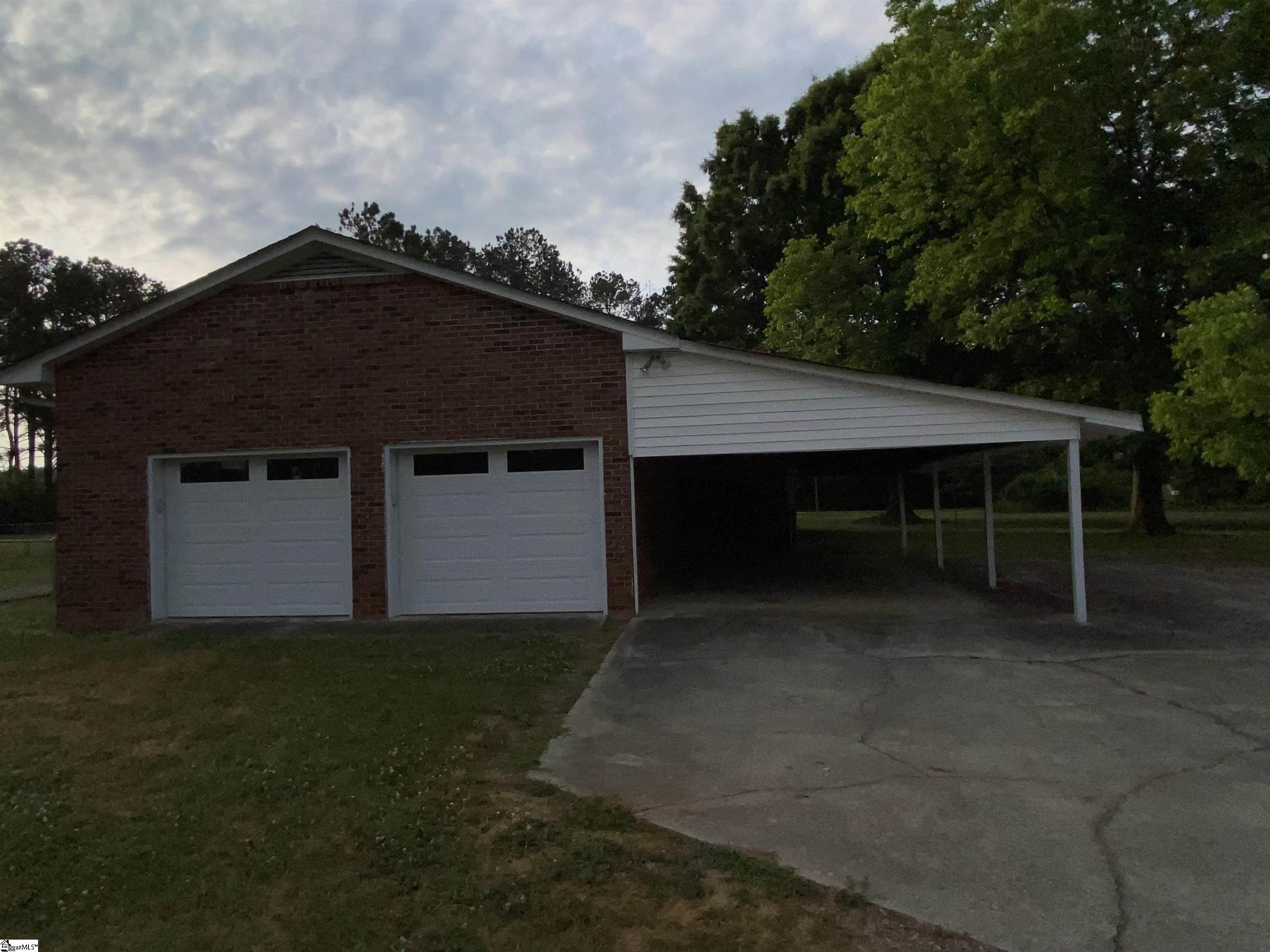 1044 Bush River Road Clinton, SC 29325 - Photo 3 of 27 Gallery Image 3