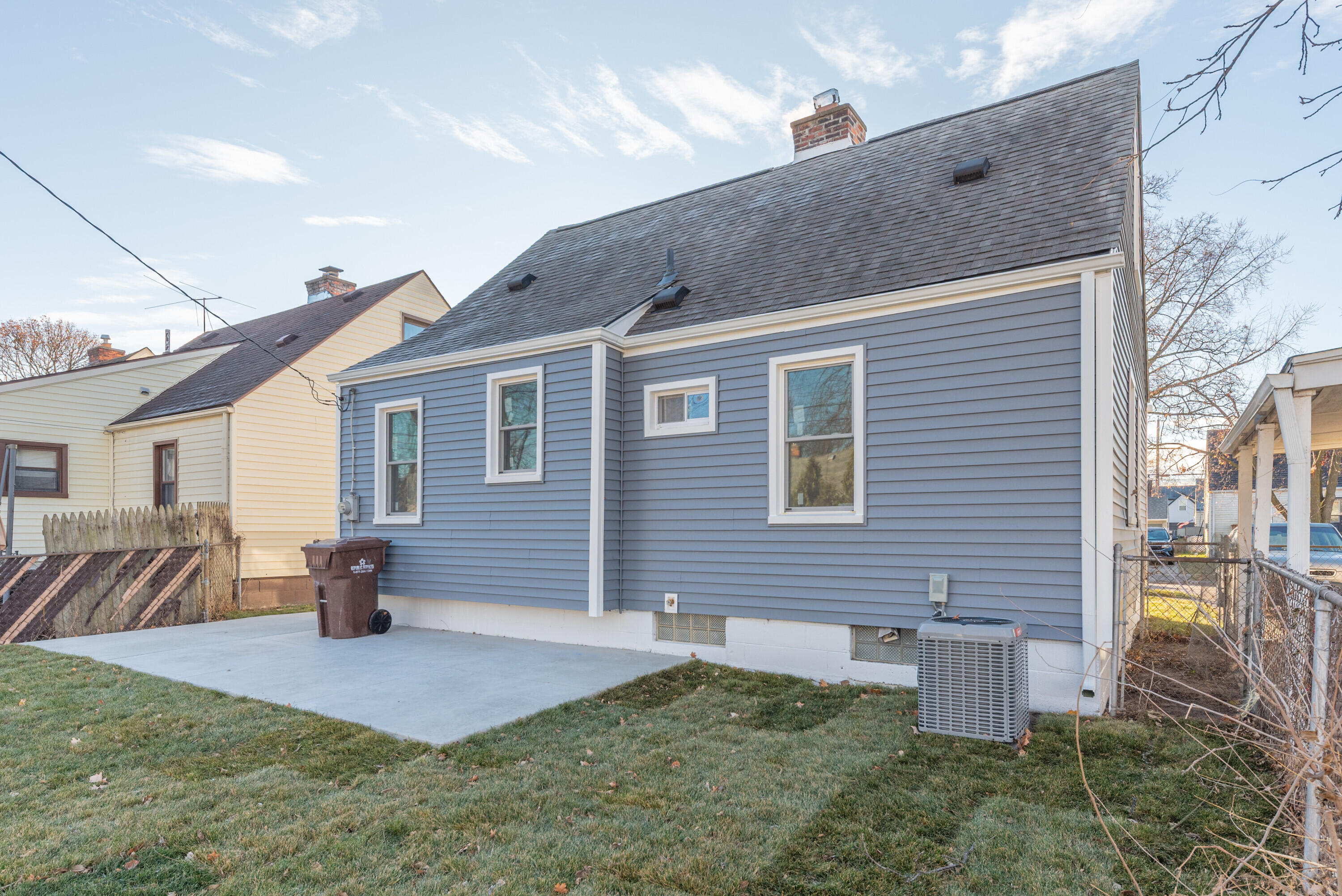 33988 Richard Street Wayne, MI 48184 - Photo 30 of 35 Rear Exterior-4