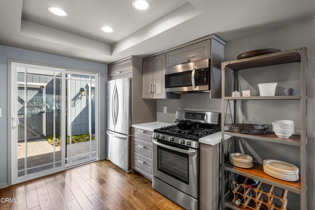 4451 Gateshead Bay Oxnard, CA 93035 - Photo 18 of 41