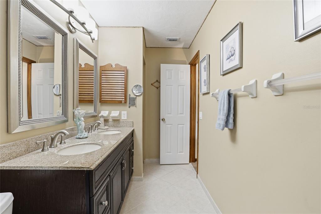 710 Southwest 77th Terrace Gainesville, FL 32607 - Photo 20 of 46