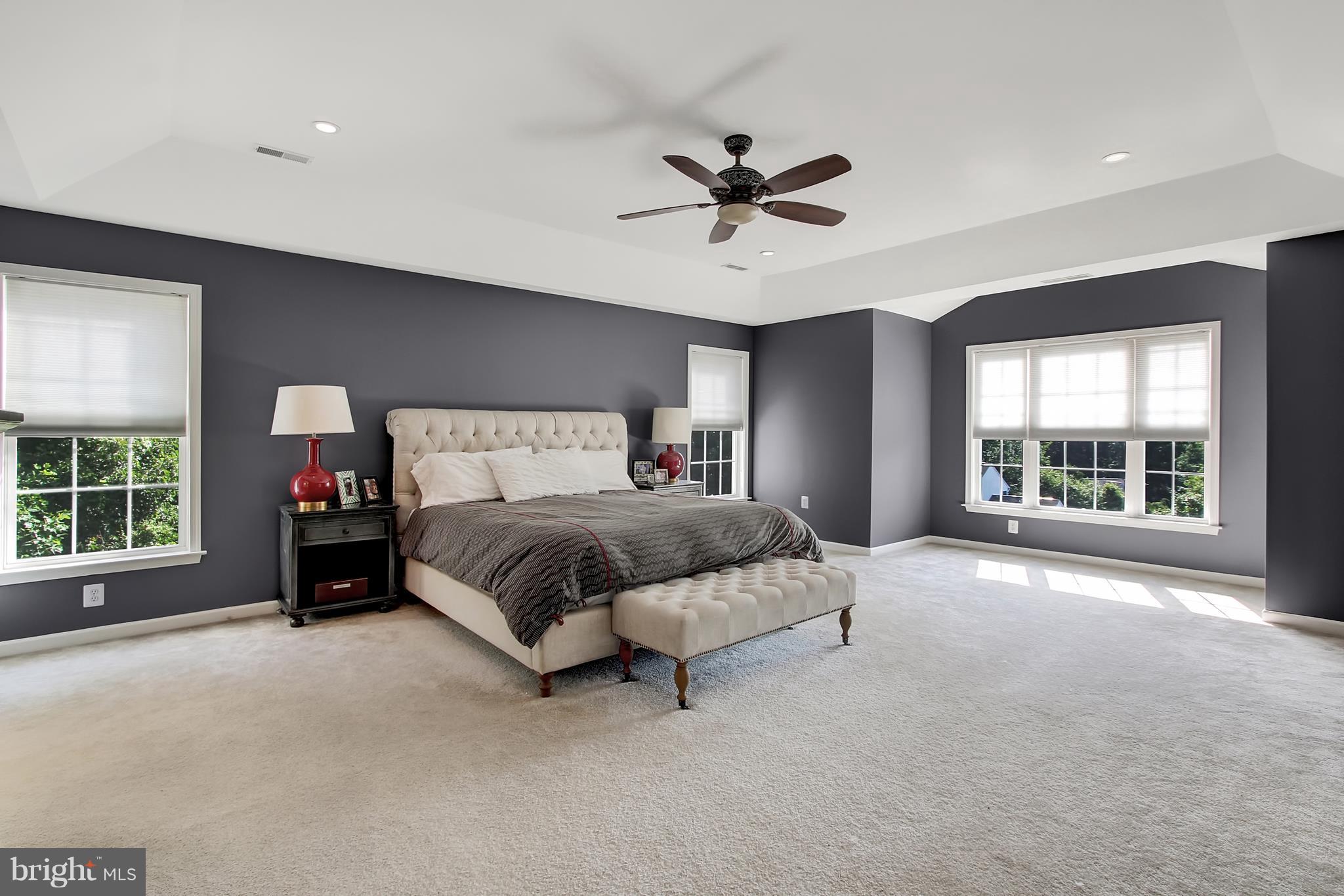 493 Stratford Road Fallston, MD 21047 - Photo 14 of 27 Nice tray ceiling and neutral carpet.
