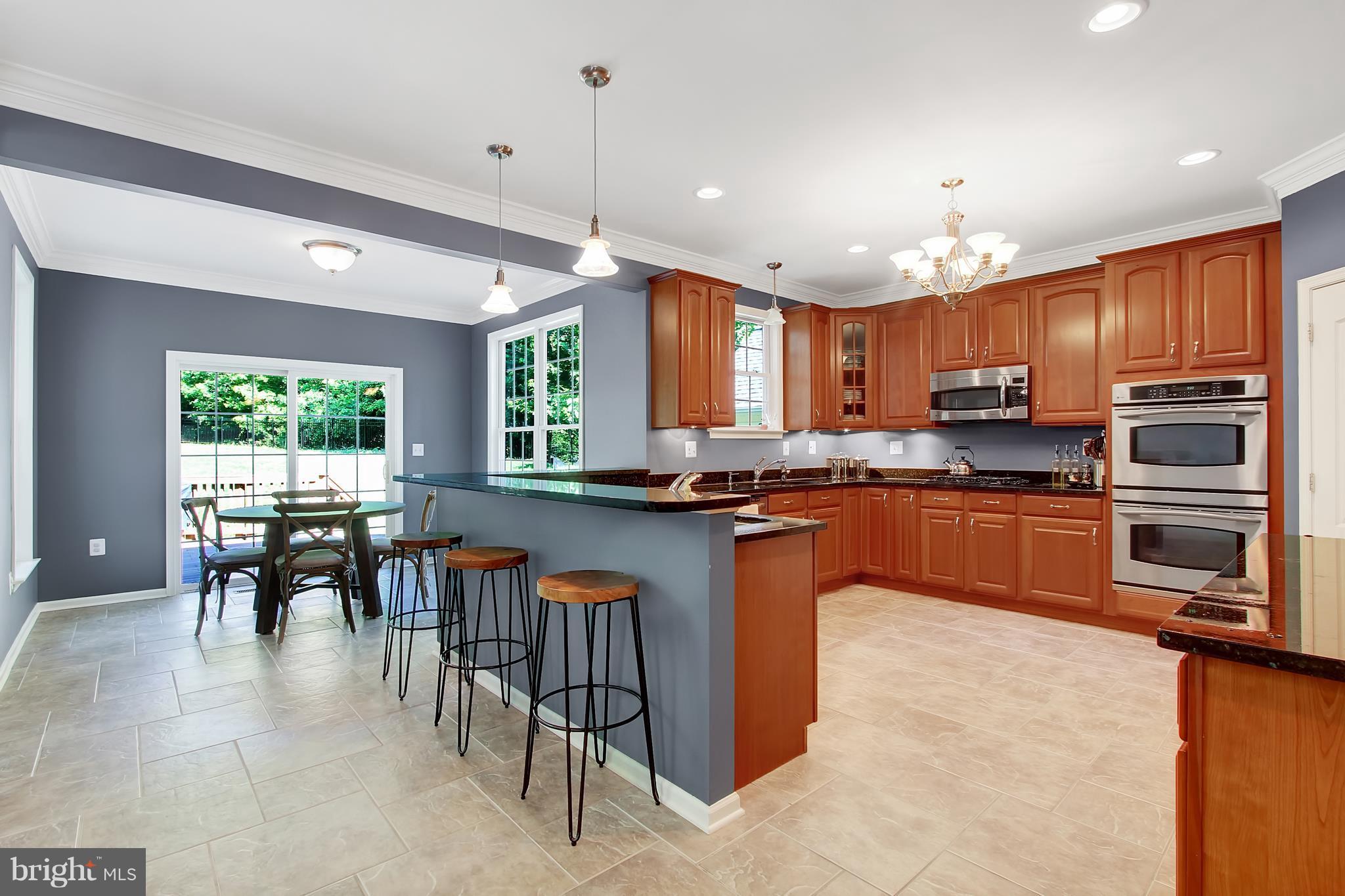 493 Stratford Road Fallston, MD 21047 - Photo 8 of 27 Nice breakfast bar in kitchen.
