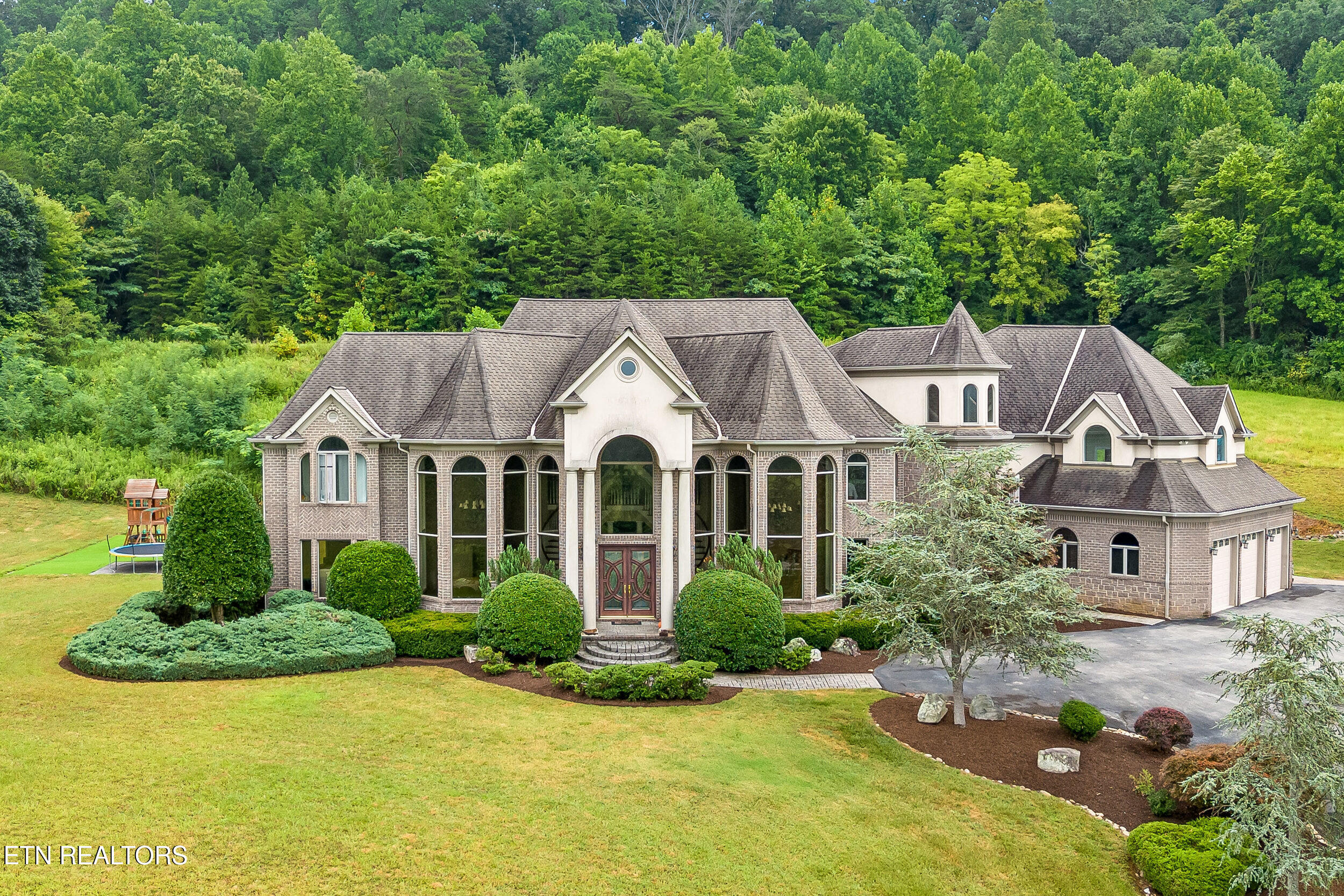 4628 Meredith Road Knoxville, TN 37921 - Photo 1 of 30 4628 meredith road-01