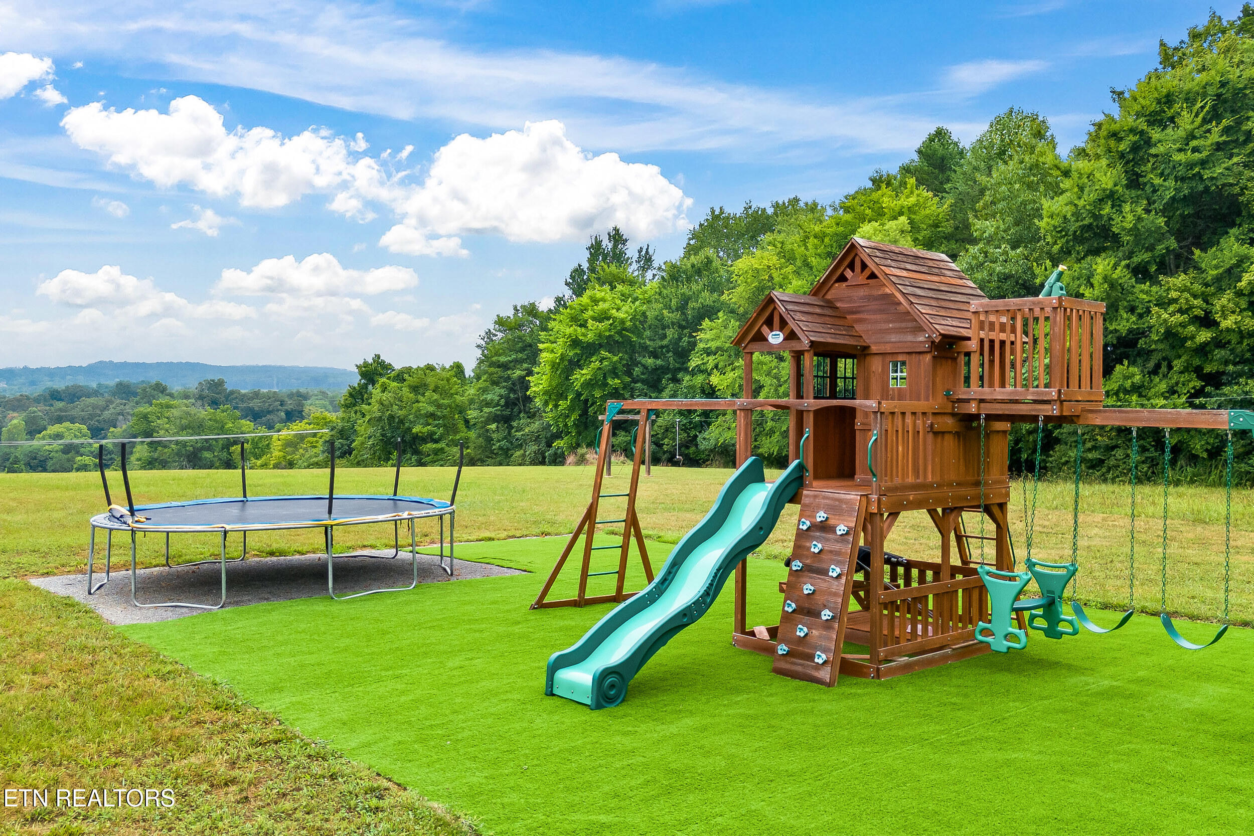 4628 Meredith Road Knoxville, TN 37921 - Photo 15 of 30 4628 meredith road-15