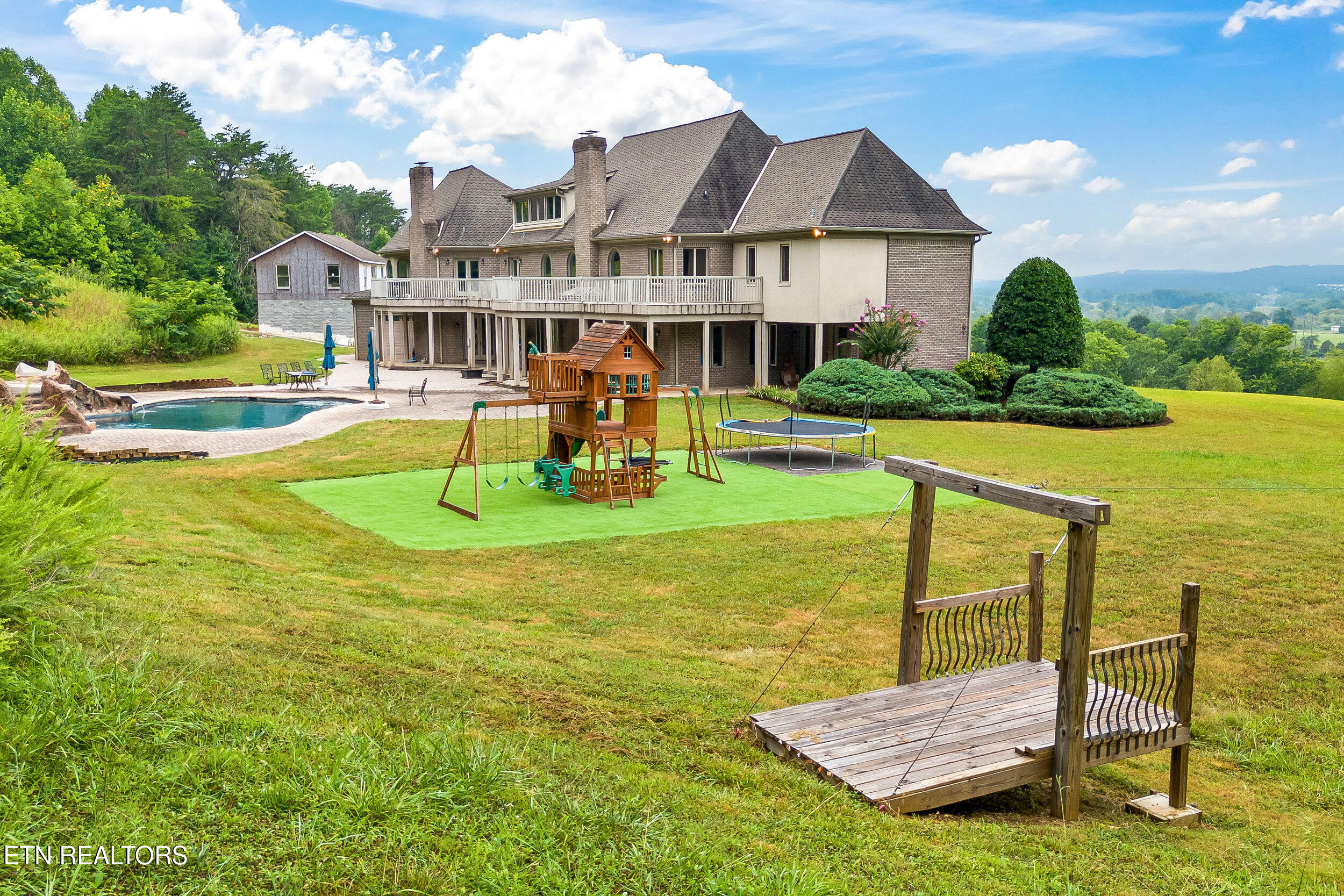 4628 Meredith Road Knoxville, TN 37921 - Photo 16 of 30 4628 meredith road-16