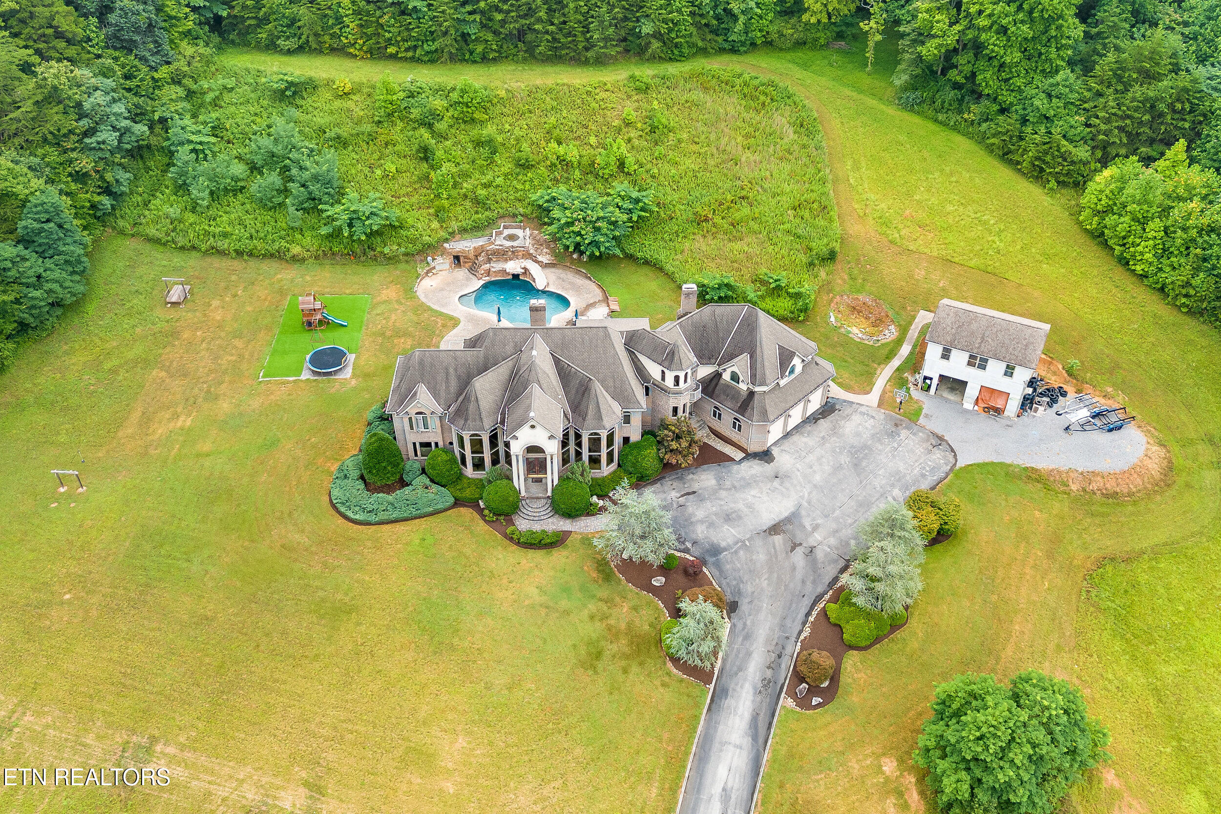 4628 Meredith Road Knoxville, TN 37921 - Photo 20 of 30 4628 meredith road-20