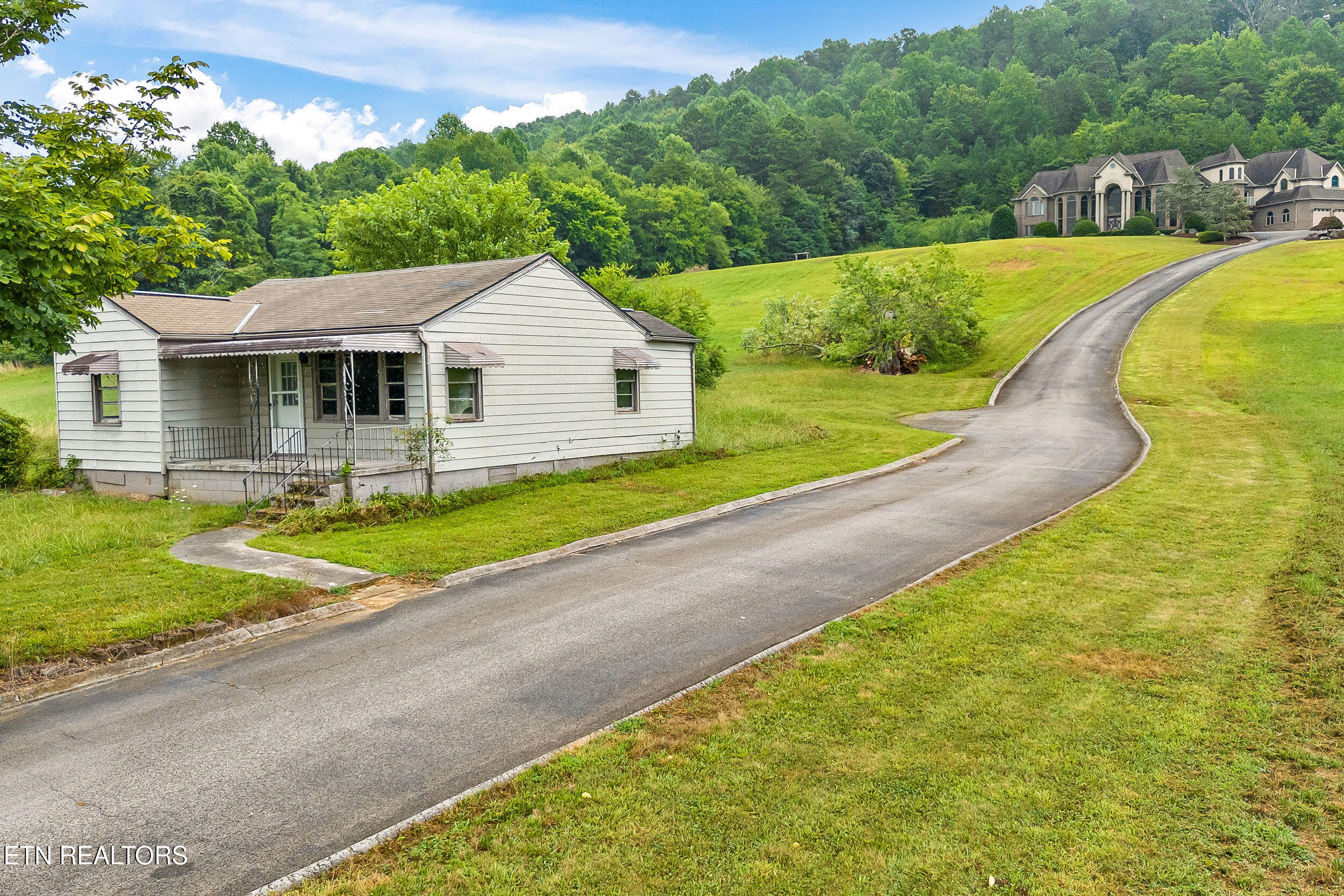 4628 Meredith Road Knoxville, TN 37921 - Photo 24 of 30 4628 meredith road-24