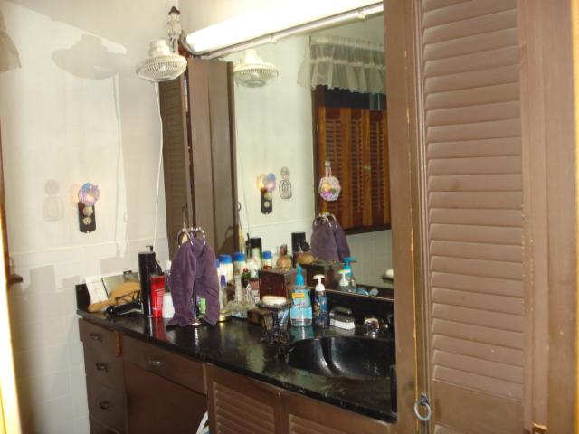 2 School Street Chester, MA 01011 - Photo 8 of 26 1st flr bath