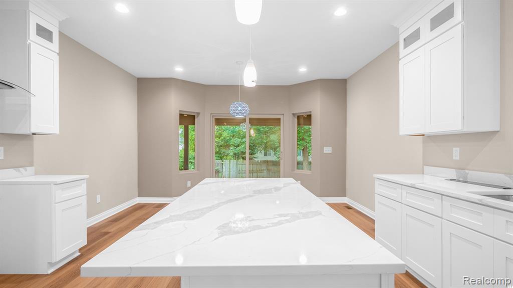 3237 Longview Avenue Rochester Hills, MI 48307 - Photo 8 of 36