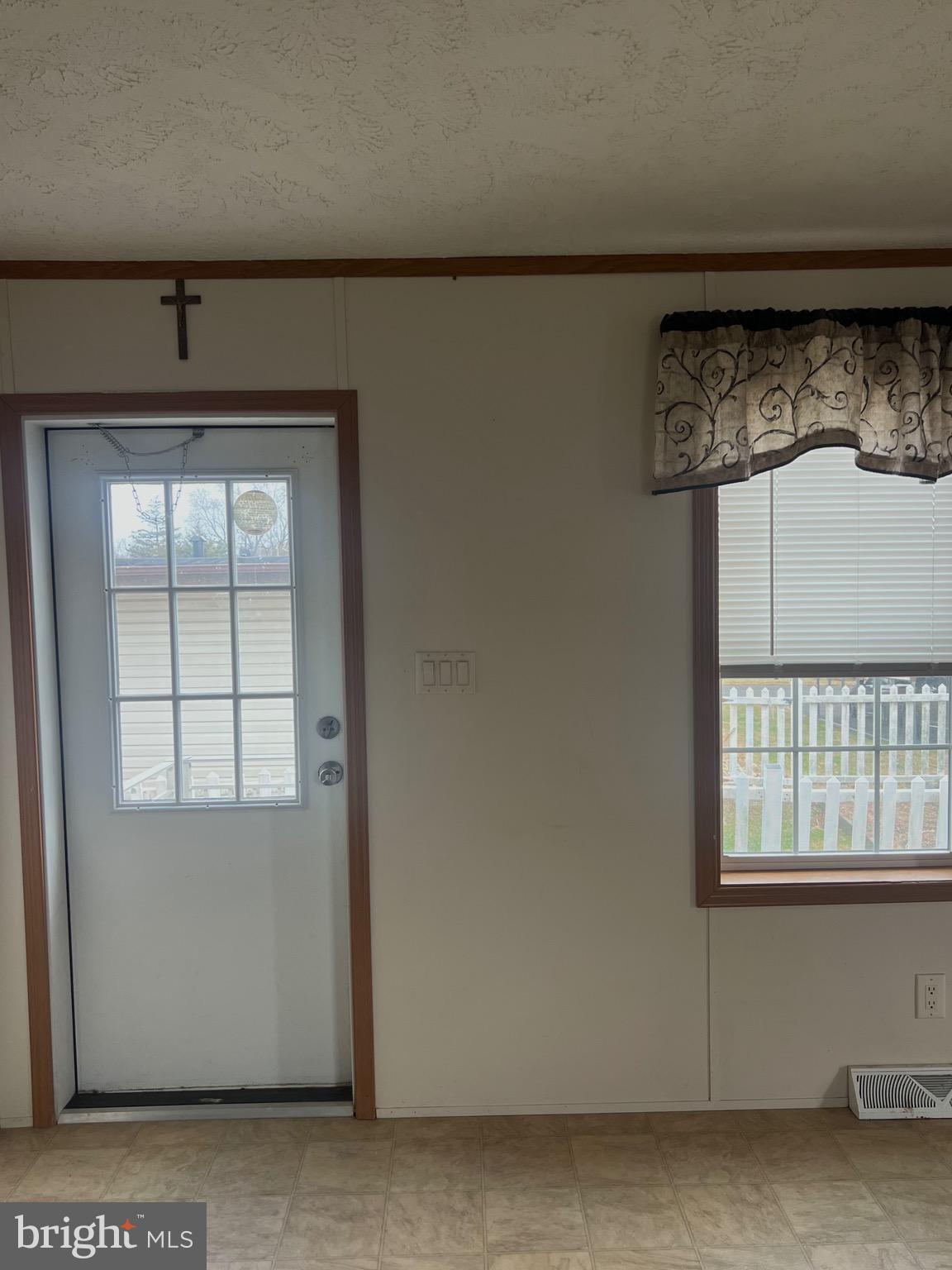 1302 Gibson Road, Unit 135 Bensalem, PA 19020 - Photo 7 of 20