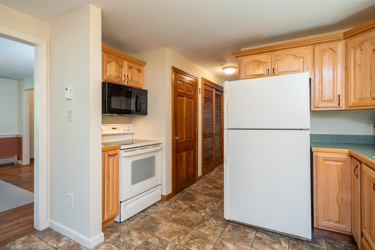9 Birnum Woods Road Stratham, NH 03885 - Photo 8 of 38