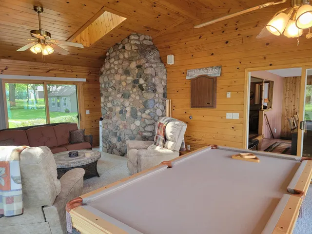 $949,900 | 21414 Beach Road, Deerwood, MN 56444