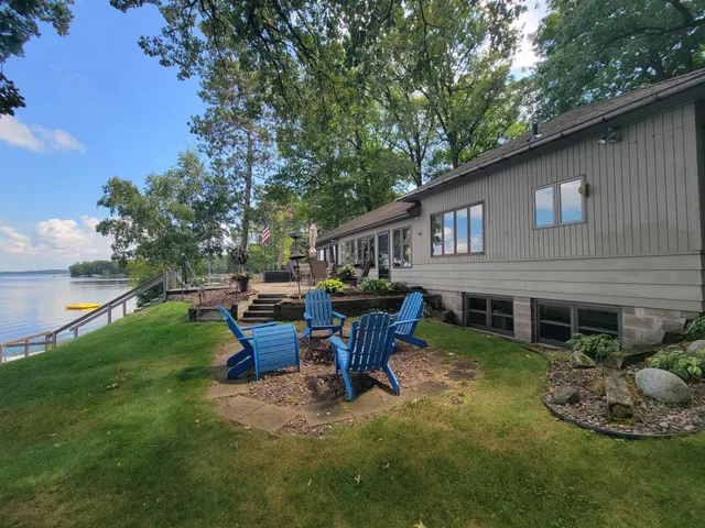 $949,900 | 21414 Beach Road, Deerwood, MN 56444