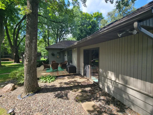 $949,900 | 21414 Beach Road, Deerwood, MN 56444