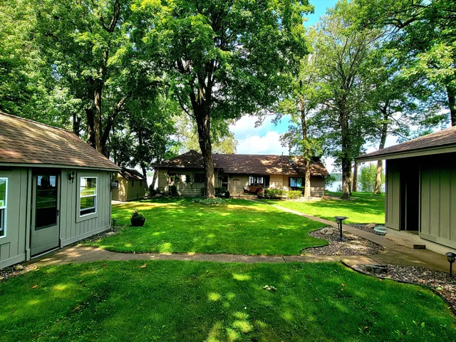 $949,900 | 21414 Beach Road, Deerwood, MN 56444