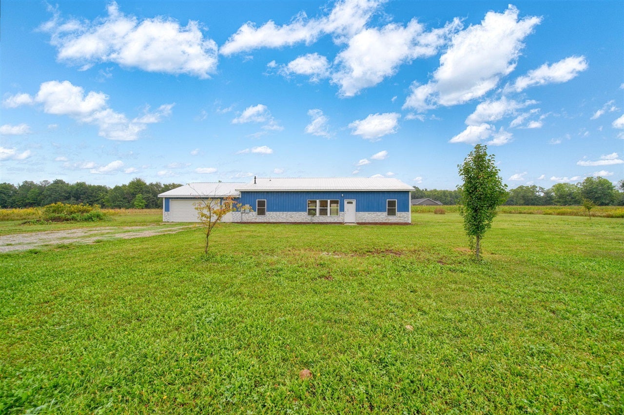 6474 Kennedy Road Munith, MI 49259 - Photo 3 of 44 Gallery Image 3