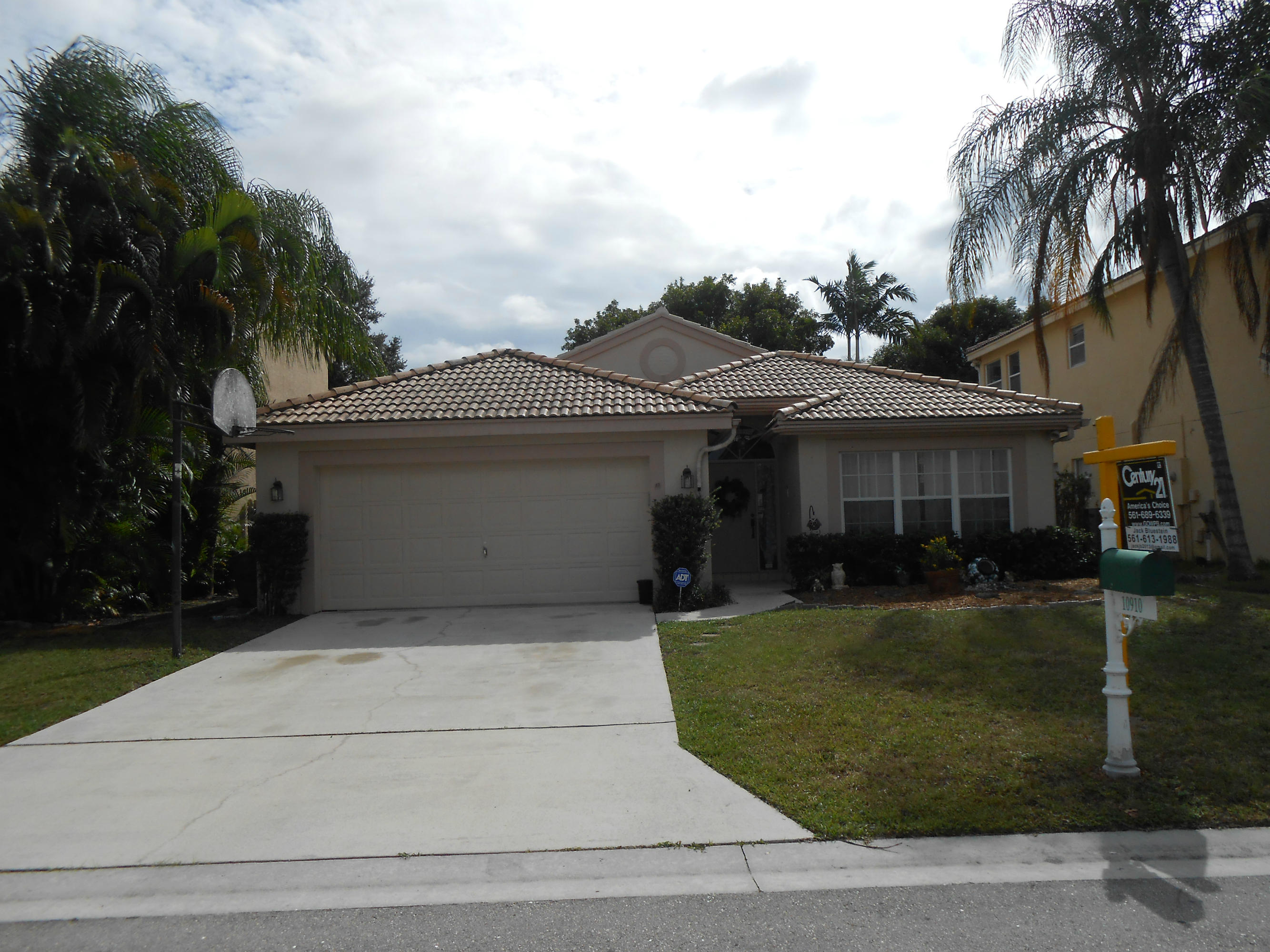 10910 Crescendo Circle Boca Raton, FL 33498 - Photo 1 of 22 DSCN0034