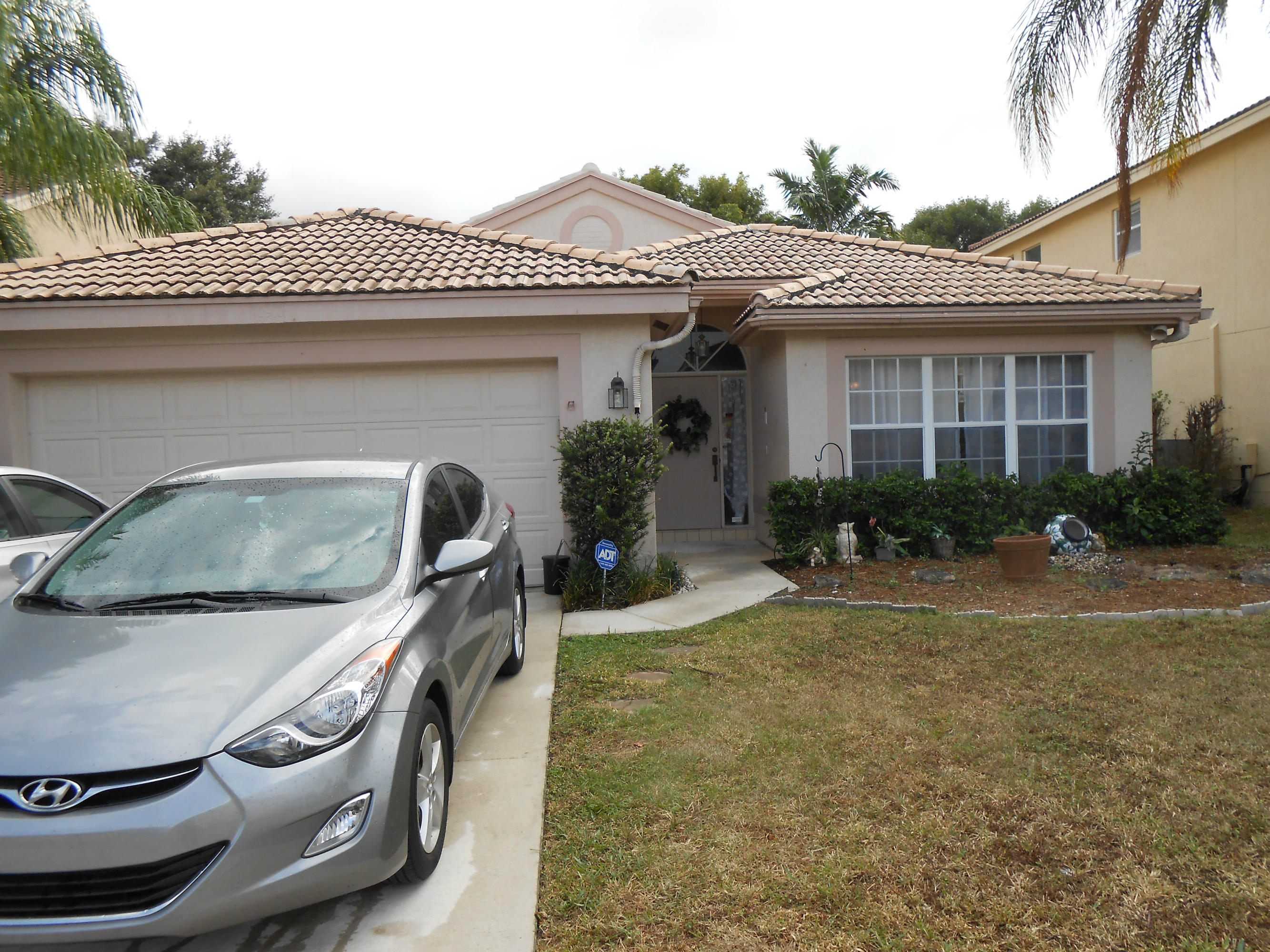 10910 Crescendo Circle Boca Raton, FL 33498 - Photo 3 of 22 DSCN0009