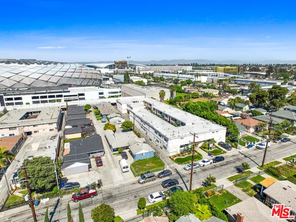 $6,600,000 | 3835 West 104th Street, Inglewood, CA 90303