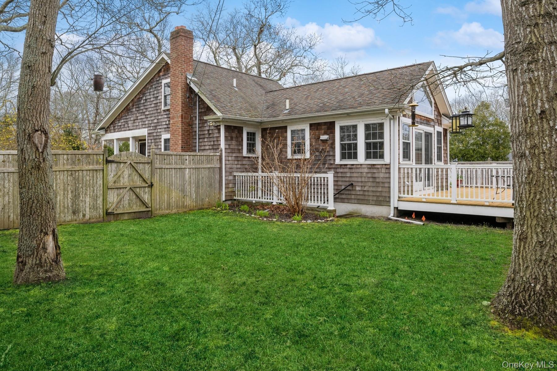 229 Springville Road Hampton Bays, NY 11946 - Photo 15 of 17
