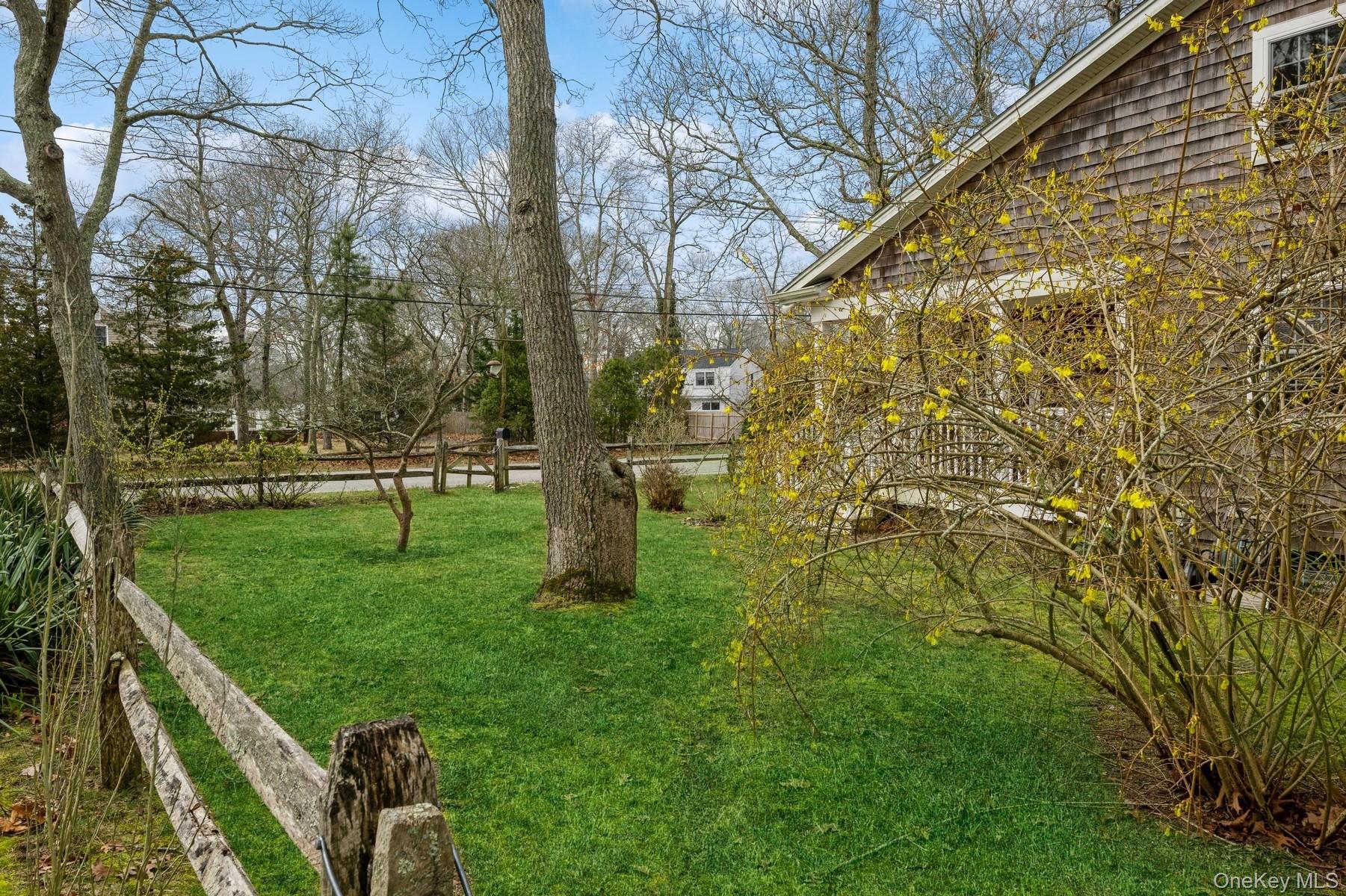 229 Springville Road Hampton Bays, NY 11946 - Photo 16 of 17