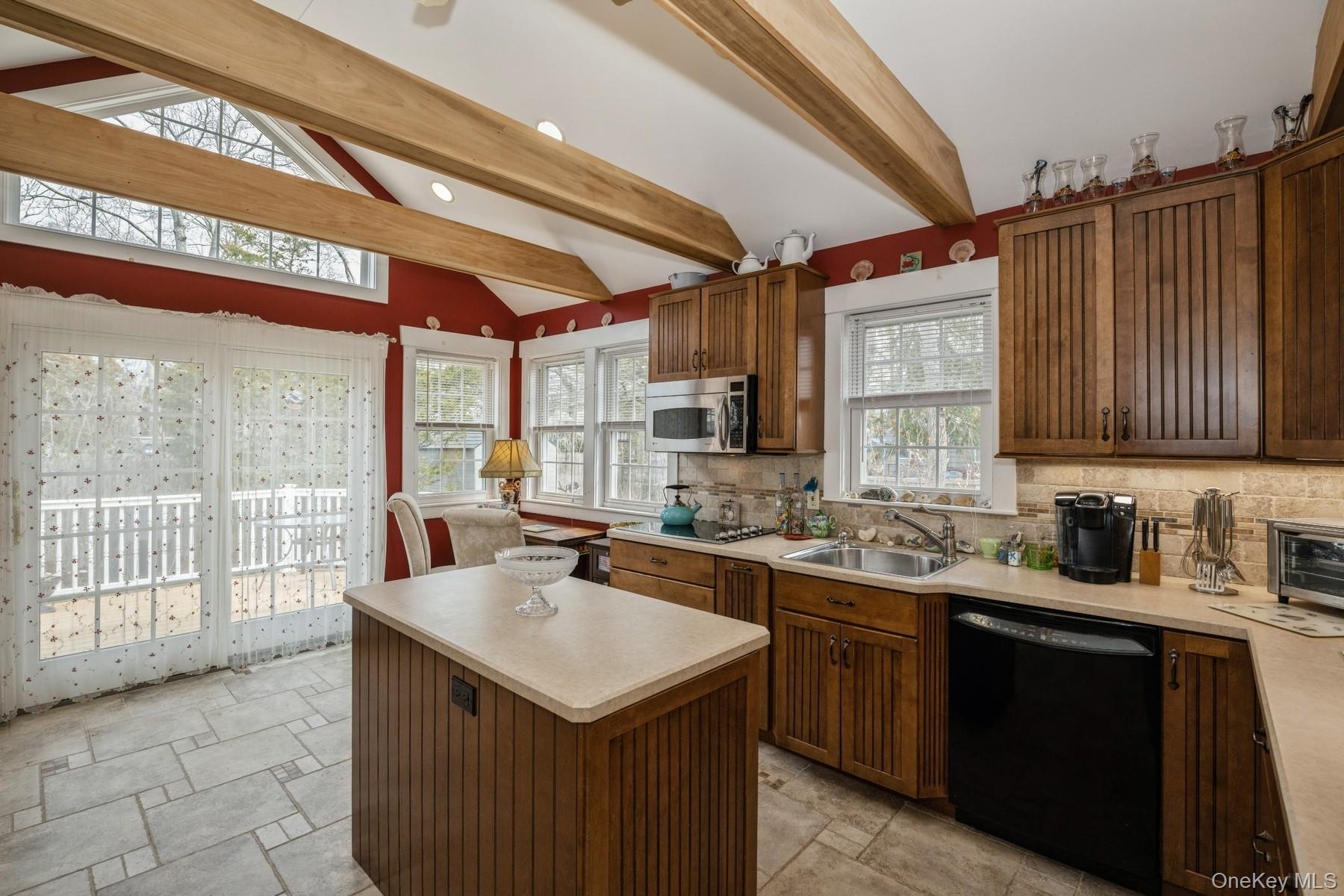 229 Springville Road Hampton Bays, NY 11946 - Photo 2 of 17