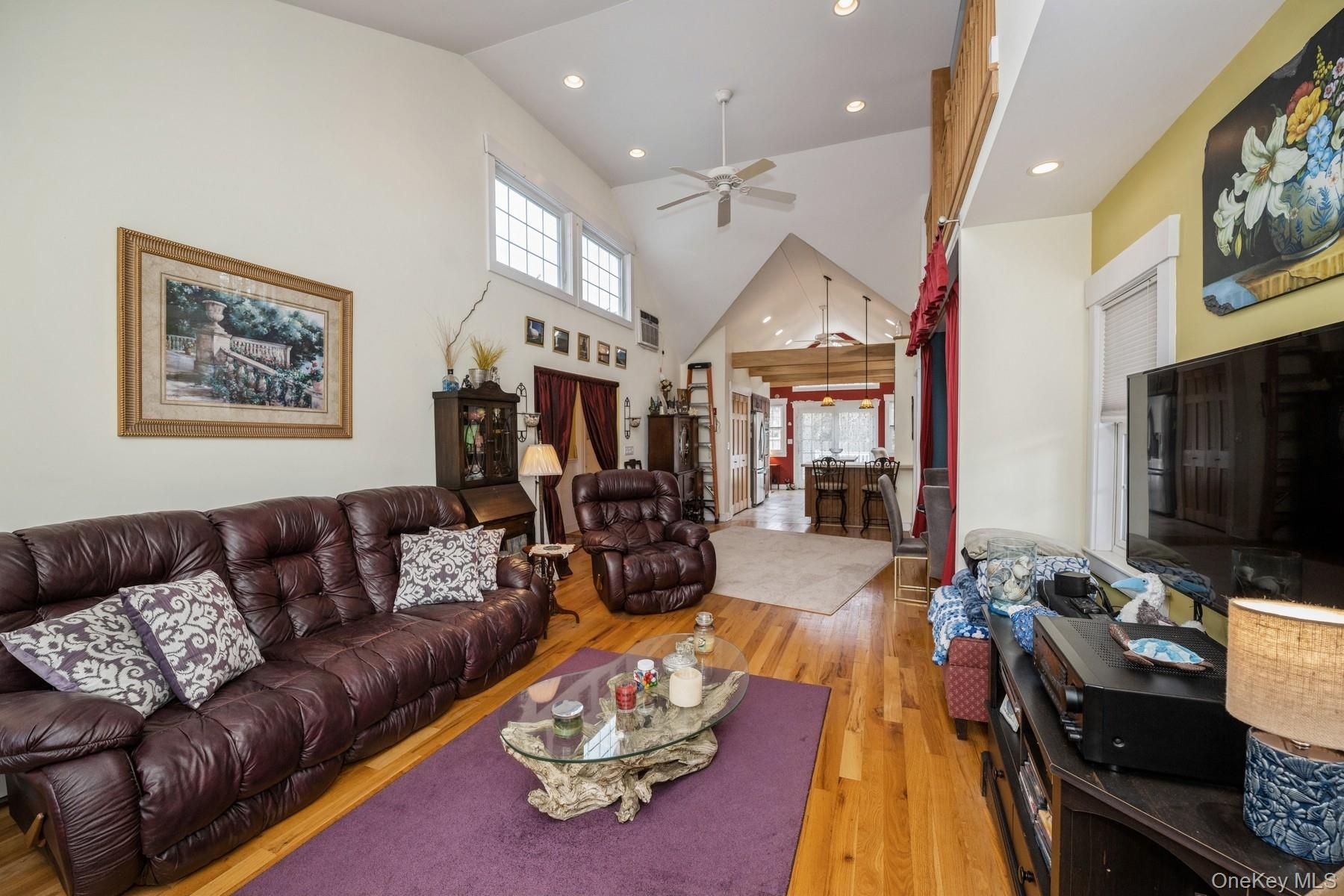 229 Springville Road Hampton Bays, NY 11946 - Photo 8 of 17