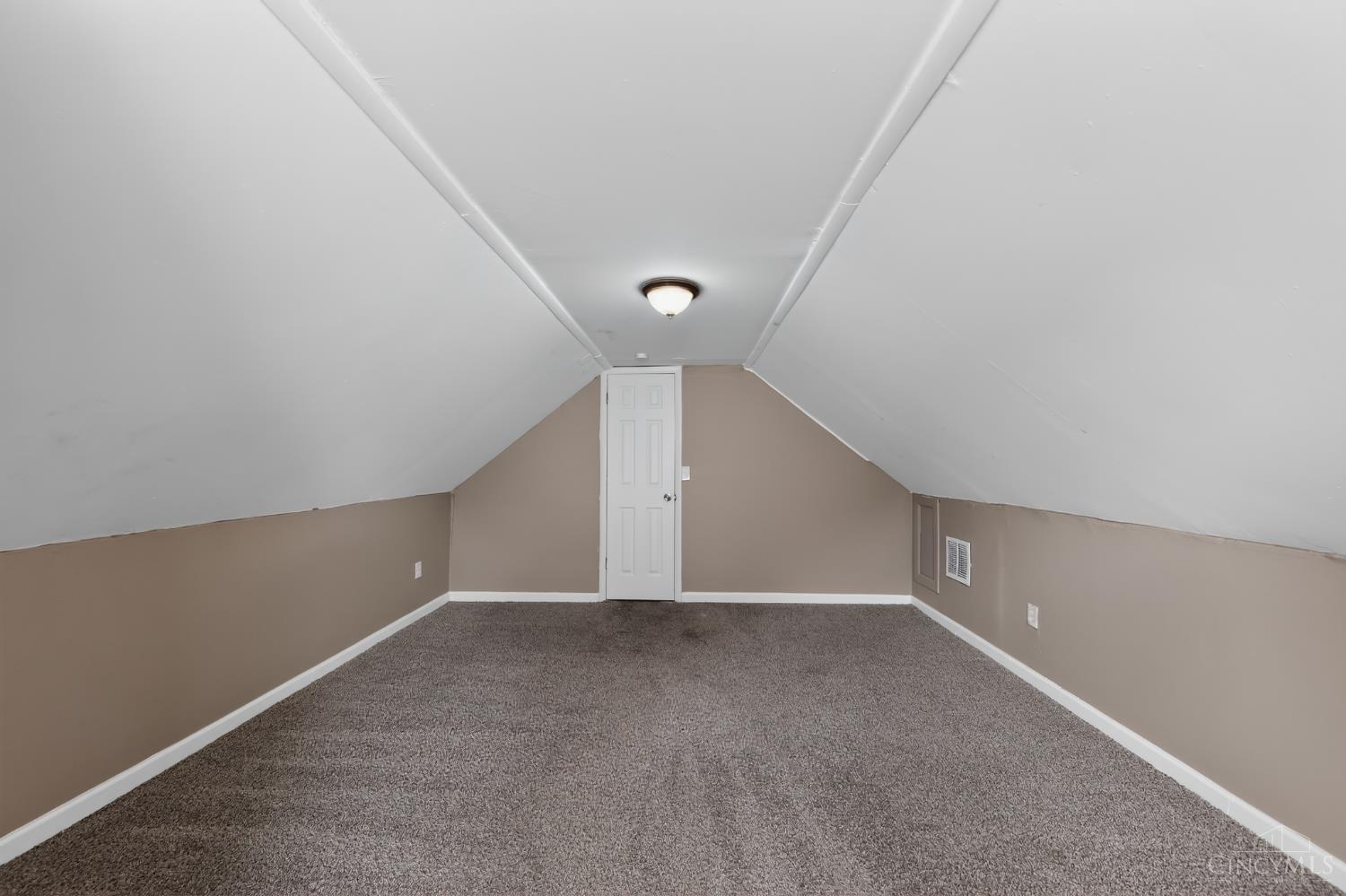 1119 Anderson Ferry Road Cincinnati, OH 45238 - Photo 21 of 31