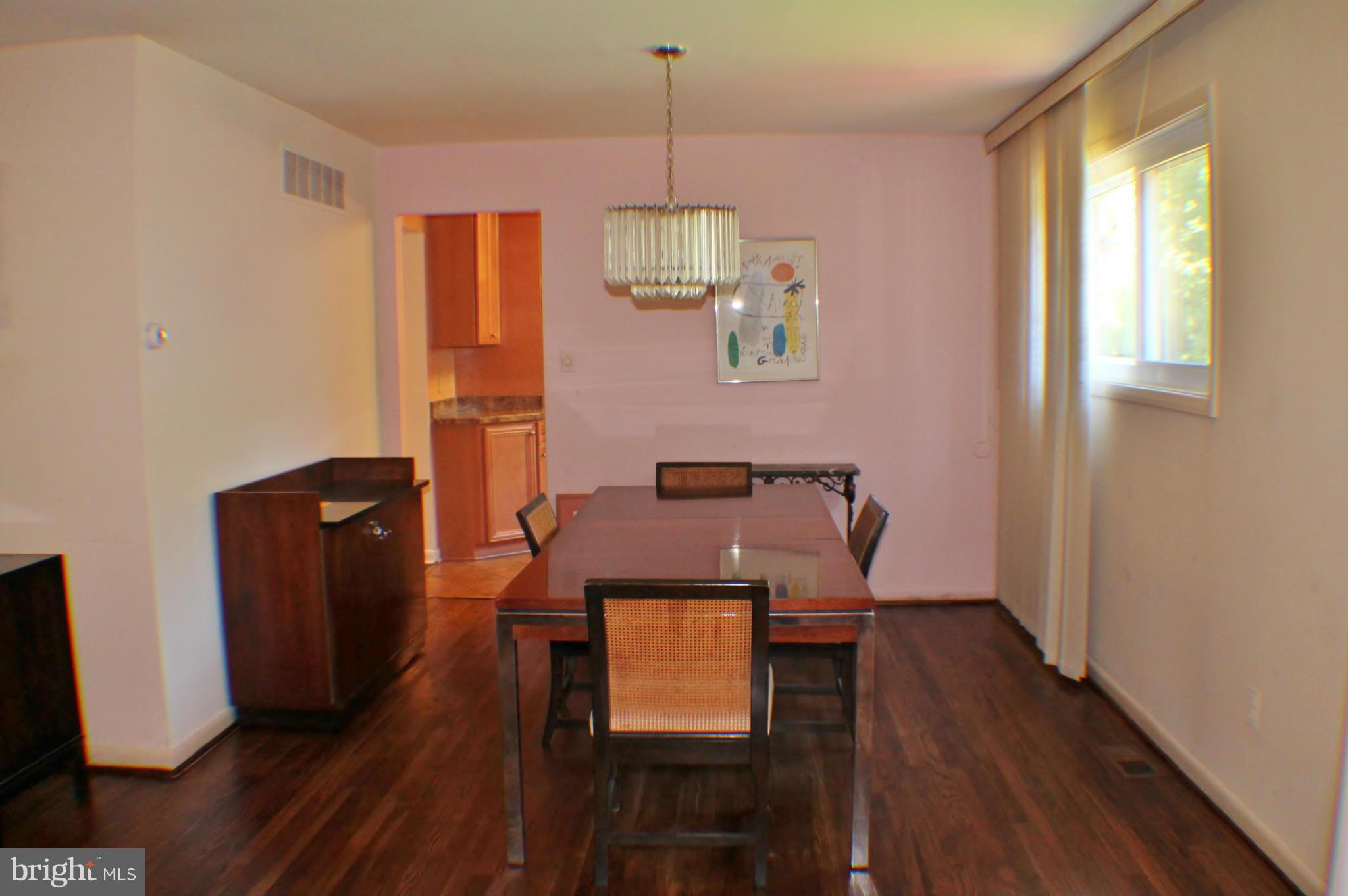 2218 Sugarcone Road Baltimore, MD 21209 - Photo 5 of 23 Dining Room