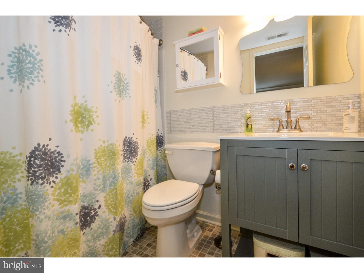 616 Brandon Road Norristown, PA 19403 - Photo 8 of 11 Gallery Image 8