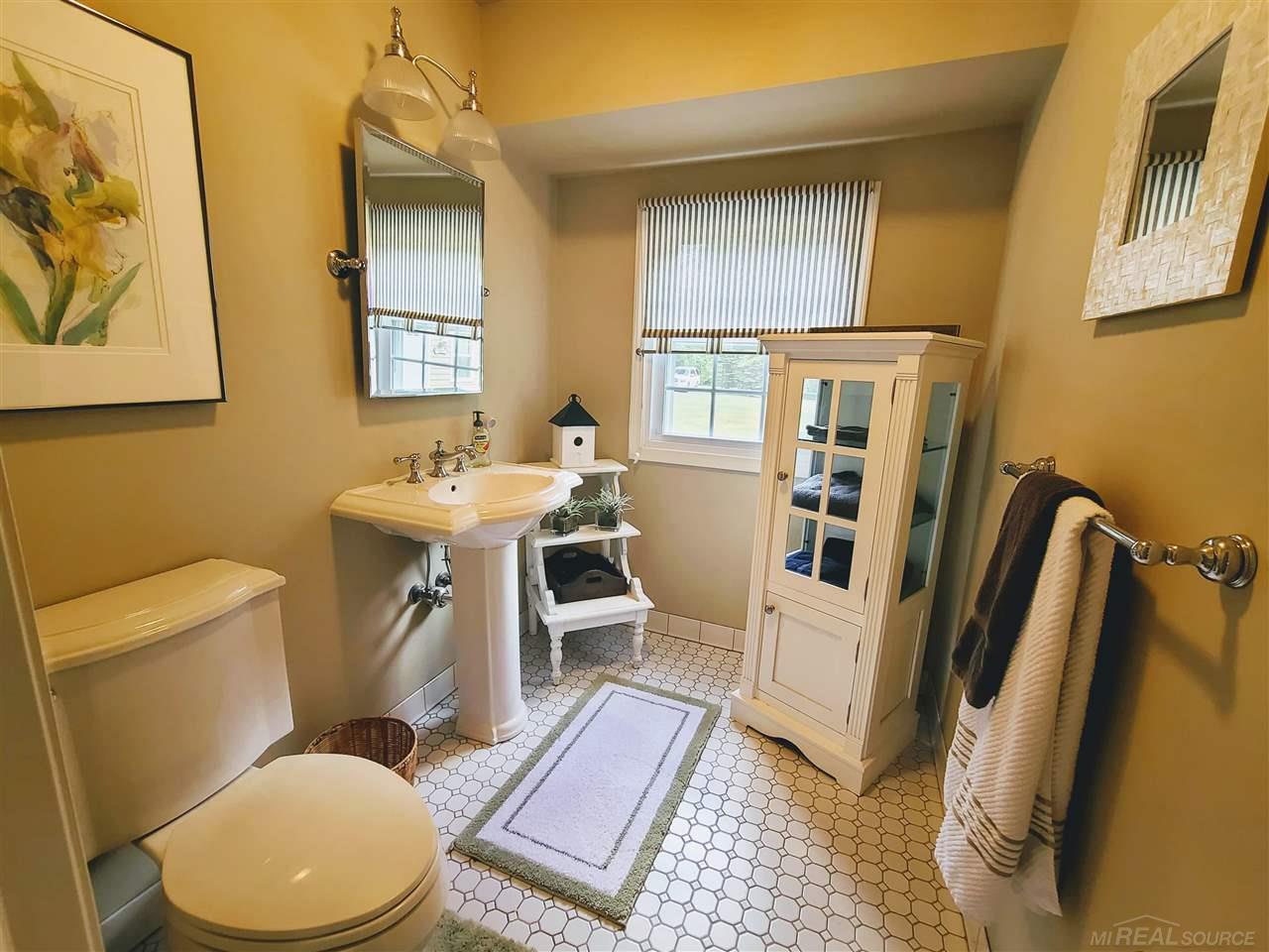 2363 Lakeshore Road Applegate, MI 48401 - Photo 16 of 55